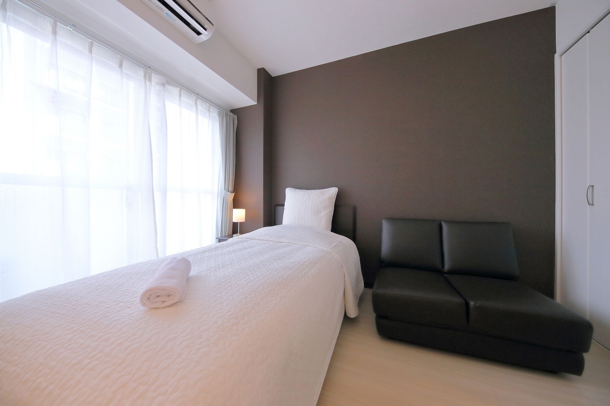 Grandouce Namba-Higashi Apartment Osaka Exterior photo